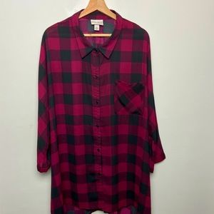 Ava + Viv Women’s Red and Black Plaid Button Up Tunic